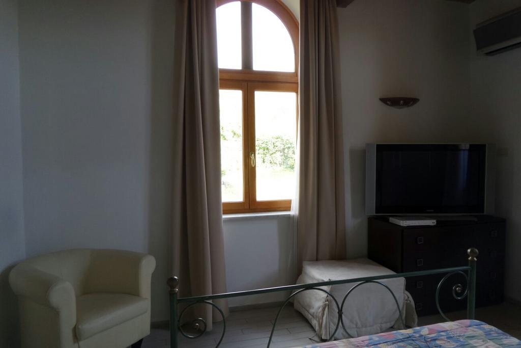 Cala Dei Mori Aparthotel Livorno Bilik gambar